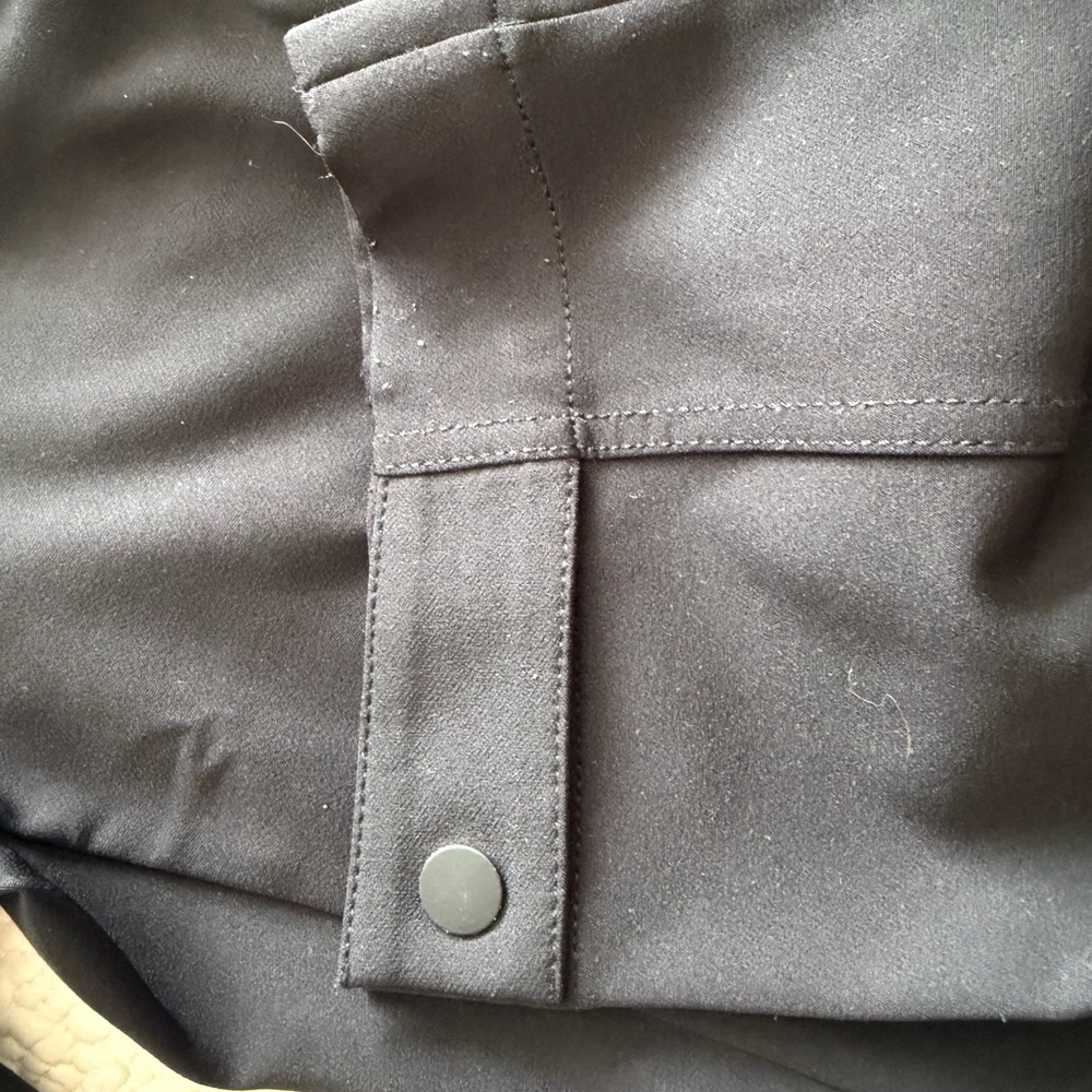 Athleta Black Activewear Pants - Picture 5 of 6
